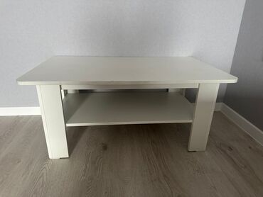 мебель бу стол: Журнальный Стол, цвет - Белый, Б/у