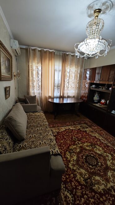 бишкек рабочий городок: 3 комнаты, 82 м², 106 серия, 4 этаж, Старый ремонт