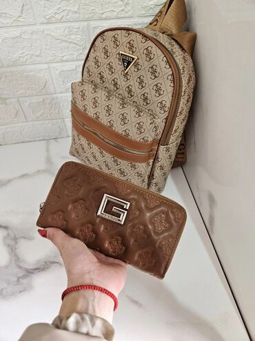 Torbe: Bilo koji komplet
Torba+novcanik
4200 — 16