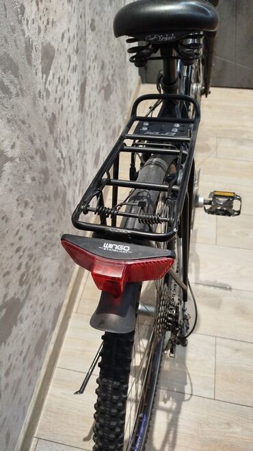 Şəhər velosipedləri: Yeni Şəhər velosipedi 28", sürətlərin sayı: 9, Ünvandan götürmə — 6