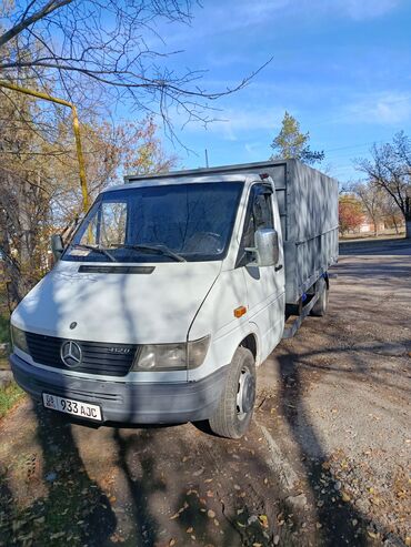 спиринтер кузов: Жүк ташуучу унаа, Mercedes-Benz