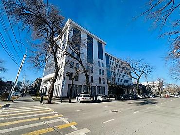 royal center: Аренда офисов, 250 м², В бизнес центре, С видом на горы — 7