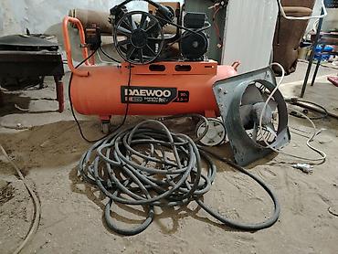 sintepon material: 100lt-lik kompressor əla vəziyyətdədir az işlənib ütsündə şlanaq 20m — 1