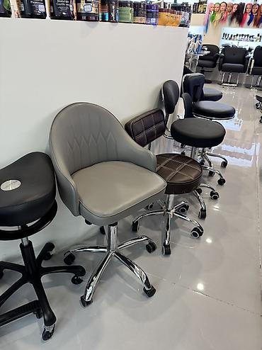 Салонные кресла: Парихмахерские кресла ! Кресля для барбершопа и все прочее на заказ — 9