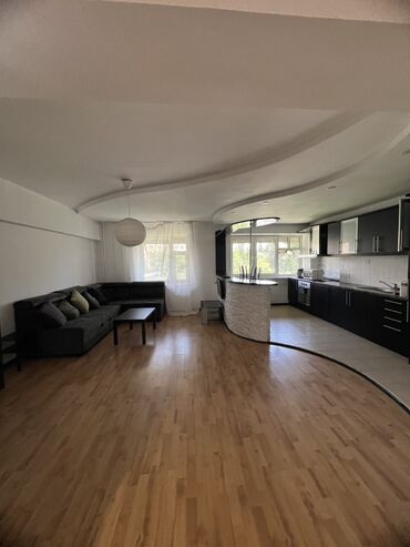 Продажа квартир: 3 комнаты, 79 м², Индивидуалка, 4 этаж, Косметический ремонт