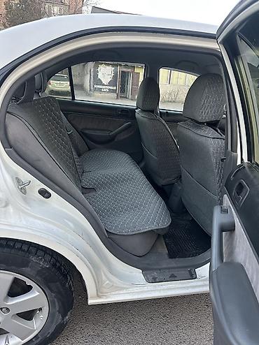 Honda: Honda Civic: 2005 г., 1.5 л, Автомат, Бензин, Седан — 10