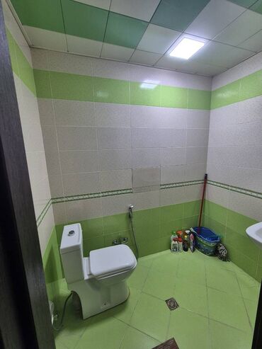 Uzunmüddətli kirayə mənzillər: Xətai Rayonu, Afiyəddin Cəlilov küçəsi, Park Azurun yanında. 16 — 6