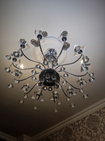 İşıqlandırma: Çılçıraq, 10 və daha çox lampa, Xrustal