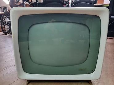 STARI TV RAFENA WERKE FAVORIT IZ 1959. | Stari nemački televizor