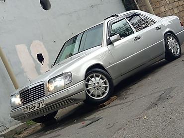 motor 2.2 mercedes: Mercedes-Benz E 220: 2.2 l | 1993 il Sedan — 9