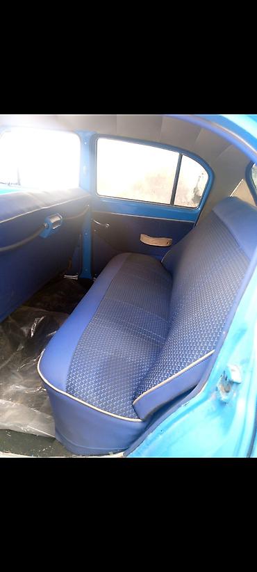 volga 2110: Klassik avtomobil – GAZ-21 “Volqa” (mavi) Xüsusiyyətlər: - Kuzov — 4