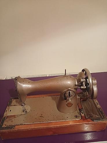 satt: Salam Çox Qedimi tikiş Maşinidi Satilir 1000.azn Real Aliciya 100 azn — 4