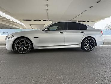 BMW: Böyük manitor Boyük gozik 4 knopkadan ibaratdi Head up (elektron — 4