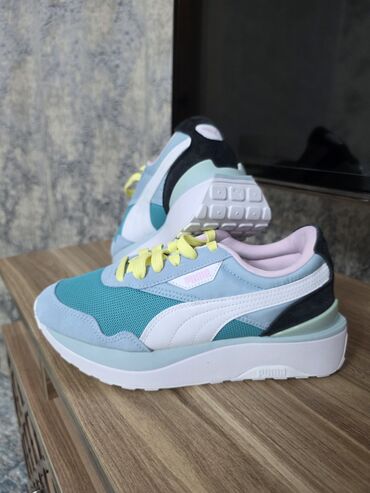 nike qaçış üçün qadın krossovkaları: Puma qadın/kids idman ayaqqabısı - Model: Puma (yanlarda ağ zolaqlı