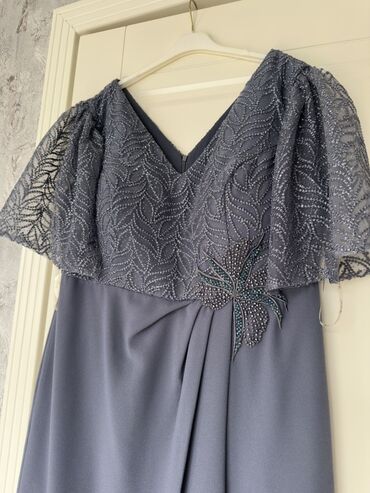 Dəstlər, kostyumlar: Ziyafət donu, Maksi, 3XL (EU 46), 4XL (EU 48)
