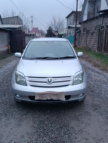 расрочка авто ош: Toyota ist: 2002 г., 1.5 л, Автомат, Бензин, Хэтчбэк