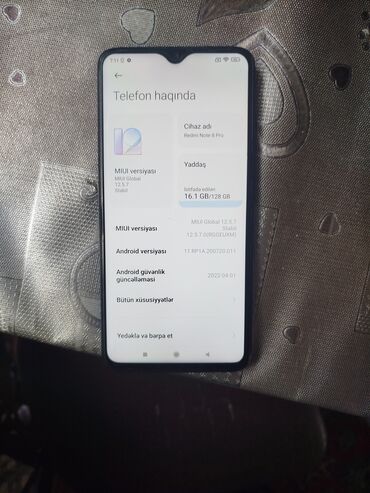 redmi not 6 pro: Not 8 pro satıram 150AZN birdənə arxasi deyisilecek başqa problemi