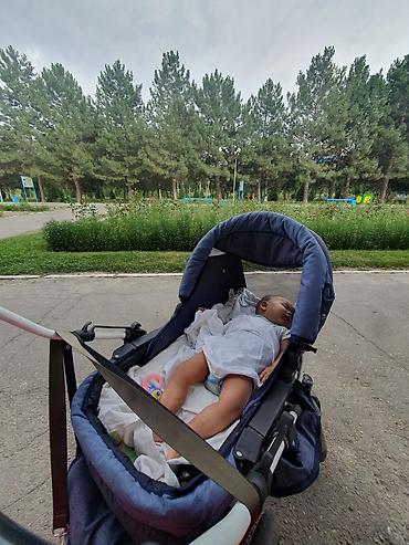 Коляски: Срочно продается!!!Отличная коляска 2 в 1, имеется люлька, зимний — 4