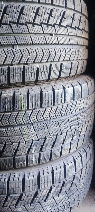 Шины: Шины 245 / 50 / R 18, Зима, Б/у, Комплект, Легковые, Япония, Bridgestone