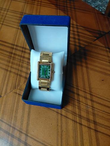 təbii sac satışı: Cartier Tank üslublu qol saatı - Korpus: düzbucaqlı forma, qızılı — 1