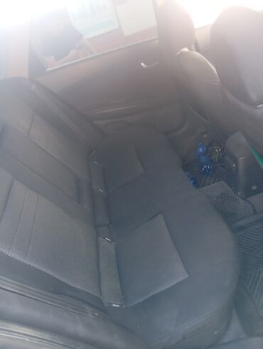 машина алмашу: Автомобиль Nissan Primera в кузове универсал, окрашенный в серый цвет