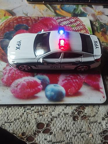 oyun diskleri: YPX (Yol Patrul Xidməti) polis maşını modeli - Korpus: ağ rəngli — 5