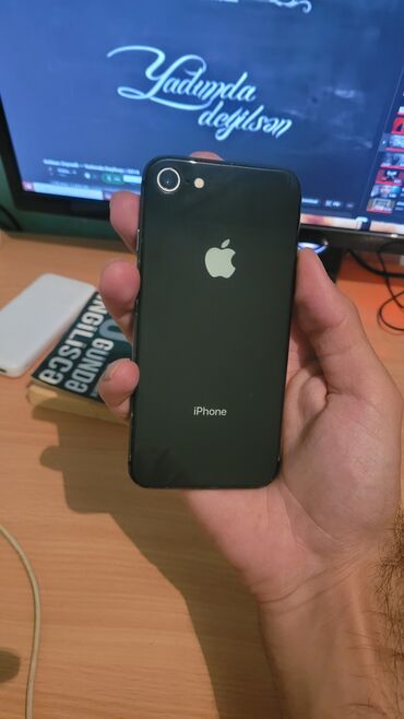iphone 7 ekran: IPhone 8, 64 GB, Qara, Barmaq izi
