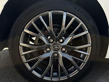 полики королла: Toyota Corolla: 2019 г., 1.8 л, Вариатор, Гибрид, Седан — 8