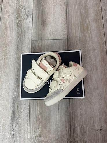 nike react: Детские кроссовки Coniglio для девочки - Размер: EU 22 (US 6, UK 5; — 1