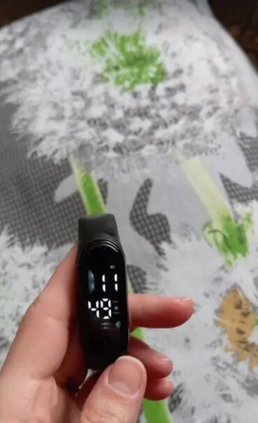 samsung smart saat: Yeni, Smart qolbaq, Sensor ekran, rəng - Qara