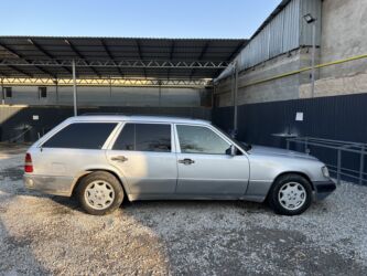 Mercedes-Benz: Mercedes-Benz 220: 1994 г., 2.2 л, Механика, Бензин, Универсал — 3