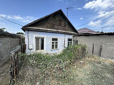 семья: 🏡 Продаётся полдома с земельным участком 3,40 сотки 📍 Район: Фучика / — 1