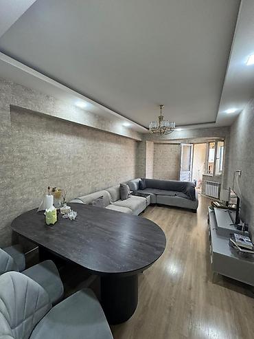 Mənzillər: 3 otaqlı, Yeni tikili, m. Xalqlar Dostluğu, 72 kv. m — 3