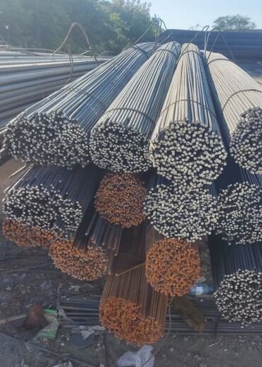 теплый пол: Armatur dəmir çubuqlar Məhsul təsviri: - Beton-armatur işləri üçün