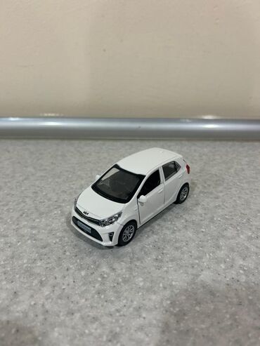 Heykəlciklər: Kia, 2015 il, 1:35, Dəmir, Ödənişli çatdırılma, Pulsuz çatdırılma