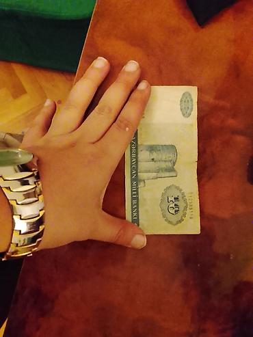 dollar necə manatdır: Yaxşı vez yerde hamısına 44azn isdiyirem bir ədədi 1 azn — 1