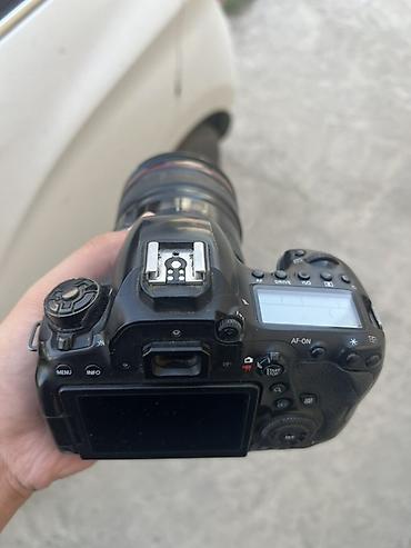 samsung galaxy fold 6: Фотоаппарат Canon EOS 6D Mark II с объективом Canon EF 24–105mm f/4L — 3