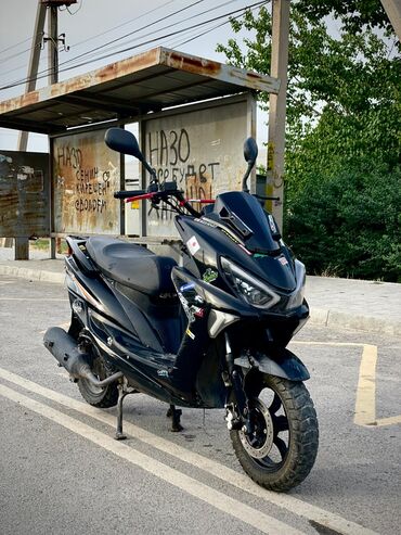 Скутеры: Скутер Honda, 150 куб. см, Бензин, Б/у