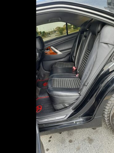 Toyota: Toyota Camry: 2.4 l | 2010 il Sedan — 14