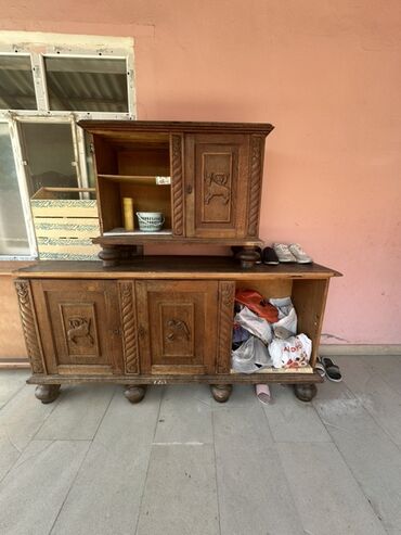 Divan və masa dəstləri: Açılan, 2 qapılı Düz dolab, Bufet