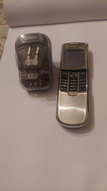 nokia 303: Nokia 8, rəng - Qızılı