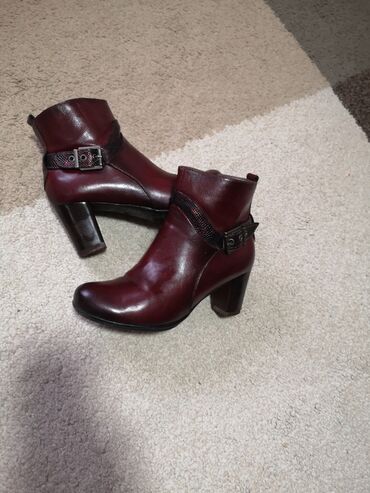 Čizme: Čizme, Claudia Donatelli, 37 — 7