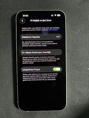 prodat iphone: IPhone 13, 128 GB, Ağ, Zəmanət, Face ID, Simsiz şarj — 2