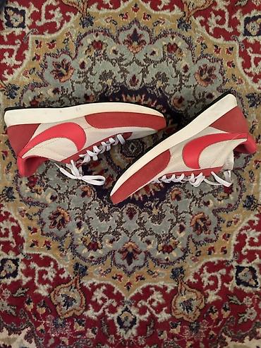 Krasofkalar və idman ayaqqabıları: Nike original ayaggabi 
Size - Eur 43 — 1