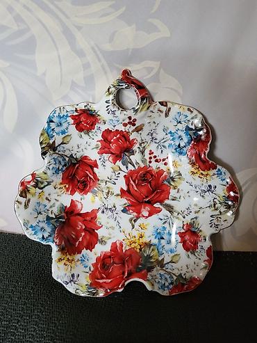 Ostalo posuđe: Bombonijera nova,vintaz Barok. Nova porcelanska bombonijera,sve na na lalafo.rs — 7 Ostalo posuđe: Bombonijera nova,vintaz Barok. Nova porcelanska bombonijera,sve na — 7