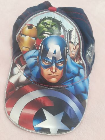 Manejlər: Uşaq üçün Marvel Avengers temalı beysbol papağı. Xüsusiyyətlər: - Ön