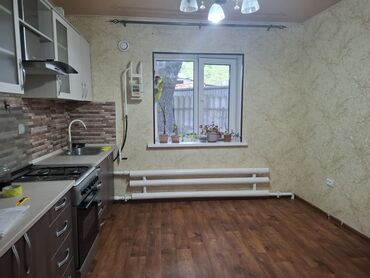 район баят дом: Дом, 70 м², 3 комнаты, Собственник