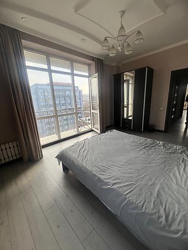 Продажа квартир: 3 комнаты, 78 м², 8 этаж — 7