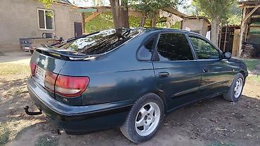 машина labo: Toyota Carina E: 1996 г., 1.6 л, Механика, Бензин, Лифтбек — 4