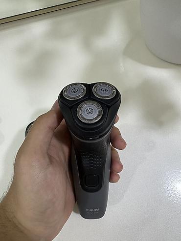 g8 masaj aleti: Elektrik üzqırxan, Philips, İşlənmiş, Ünvandan götürmə, Pulsuz çatdırılma, Ödənişli çatdırılma — 1